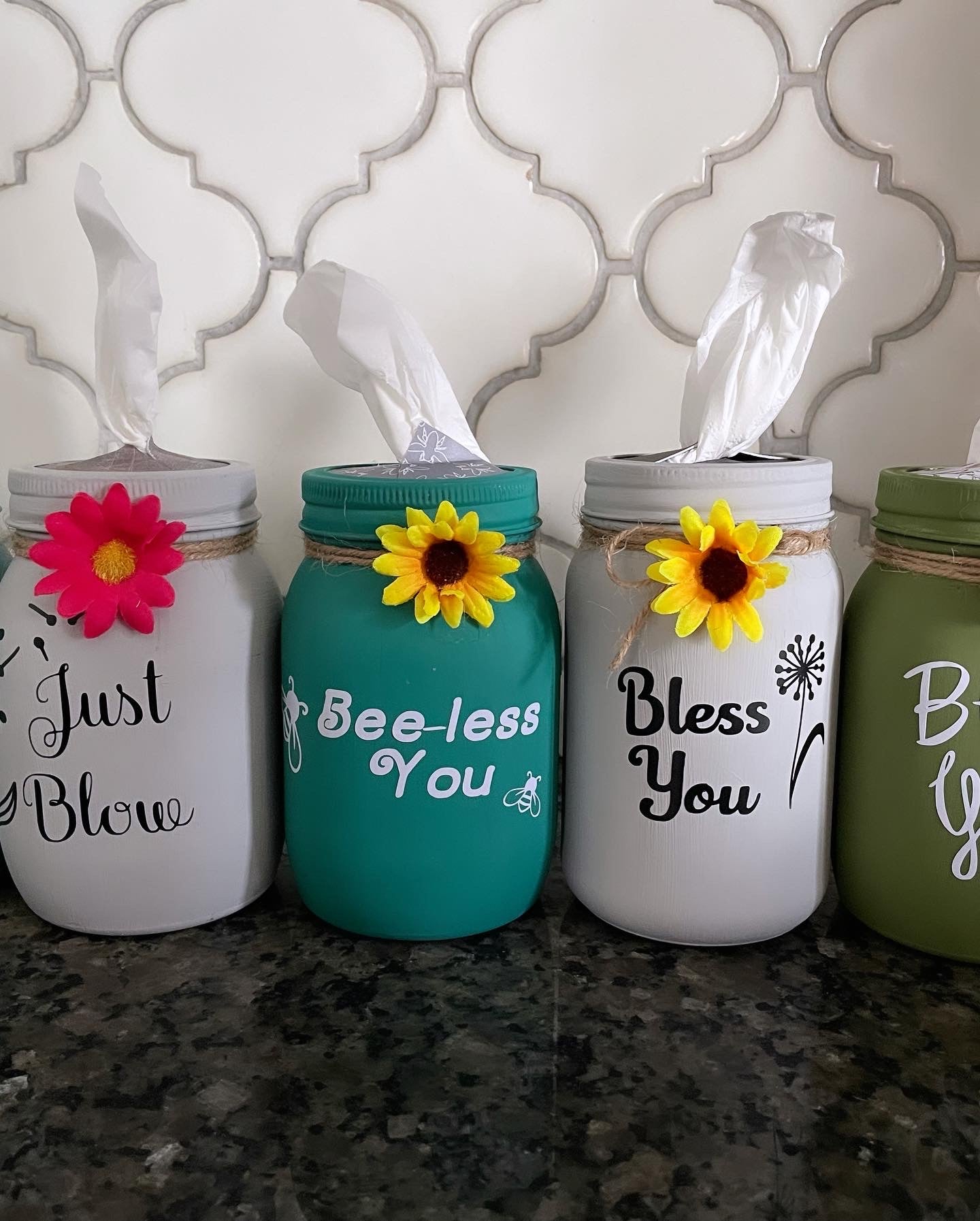 Tissue jar