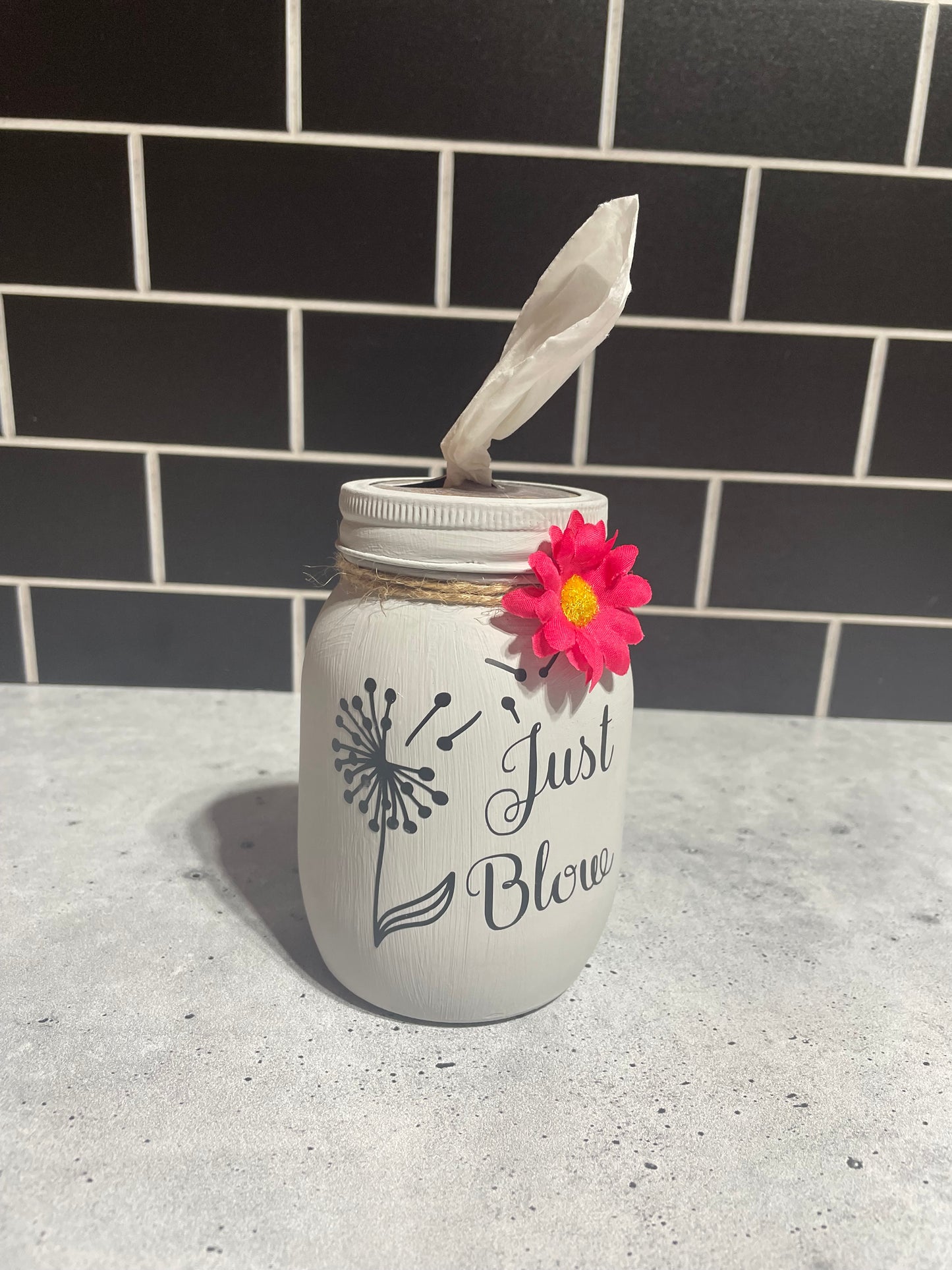 Tissue jar